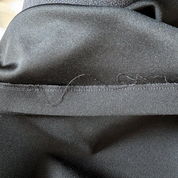 Calvin Klein Black Sheath Dress Cutout Shoulders Size 6 Gold Back Zipper LBD - Picture 12 of 12